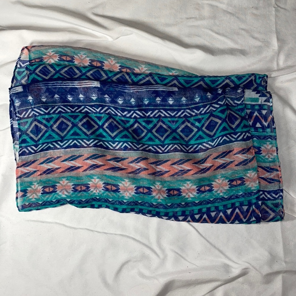 Patterned Scarf. Belle Du Jour. One Size